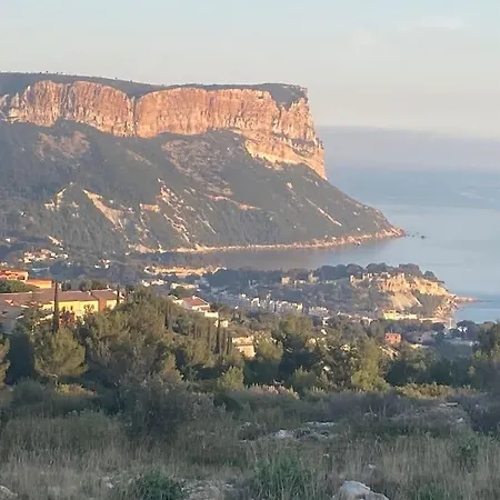 Le Cap - Bungalow Vue Mer Et Colline - Hauteur De Apartment Cassis